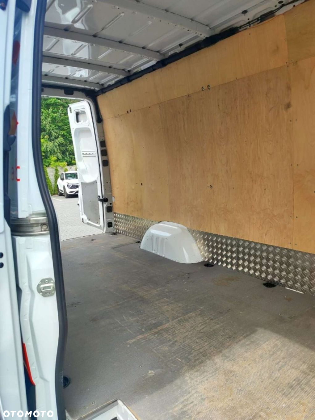 Mercedes-Benz SPRINTER - 27