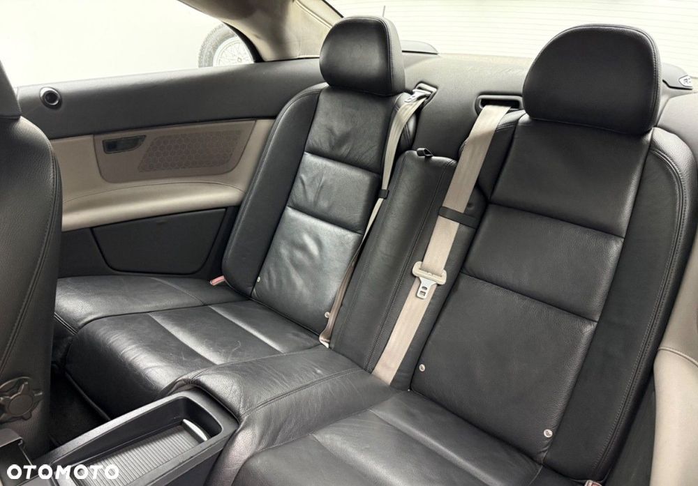 Volvo C70 - 25