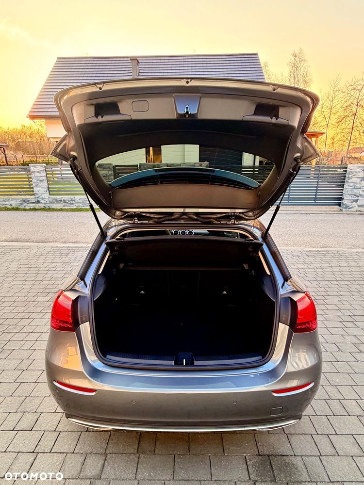 Mercedes-Benz Klasa A 180 7G-DCT Style - 9