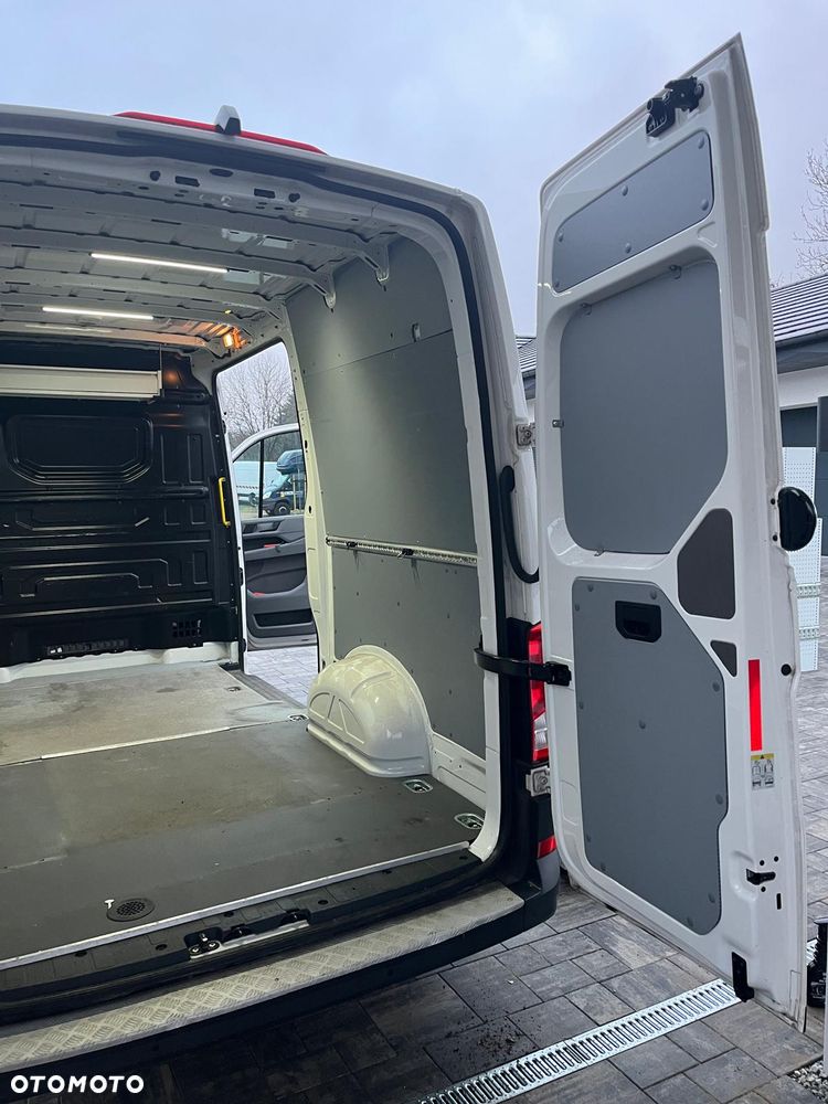 Volkswagen Crafter - 21