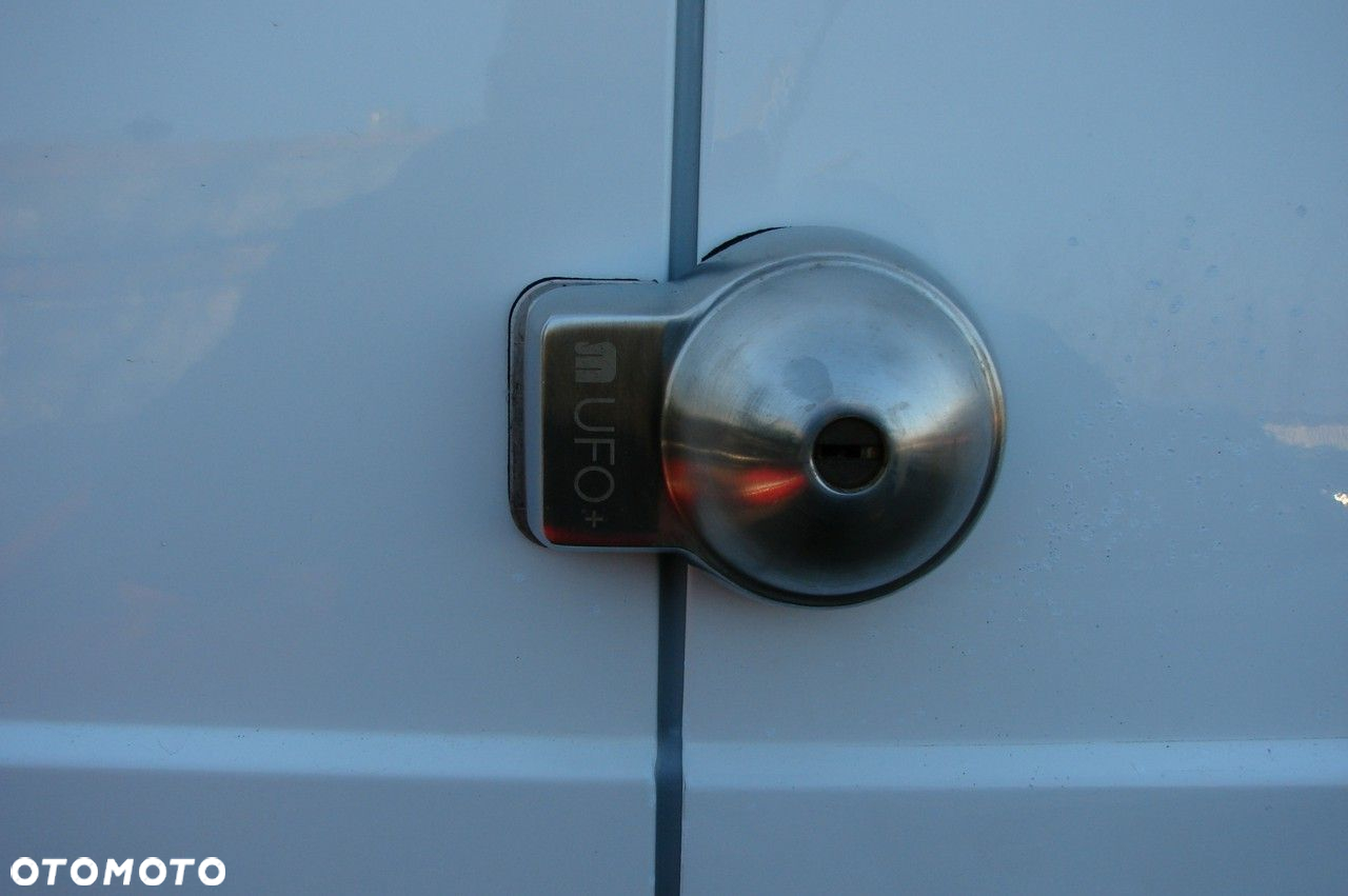 Peugeot Expert - 13