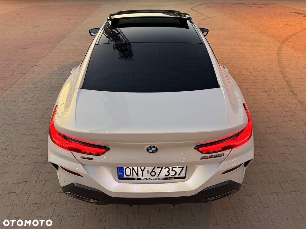 BMW Seria 8 - 17
