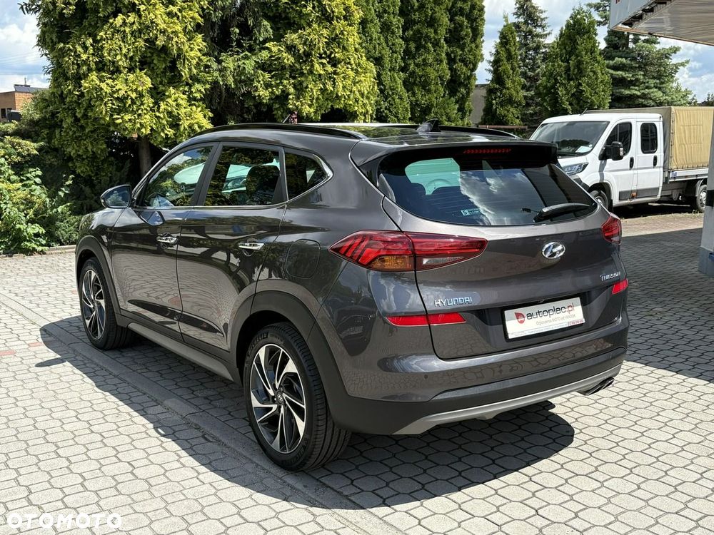 Hyundai Tucson - 8