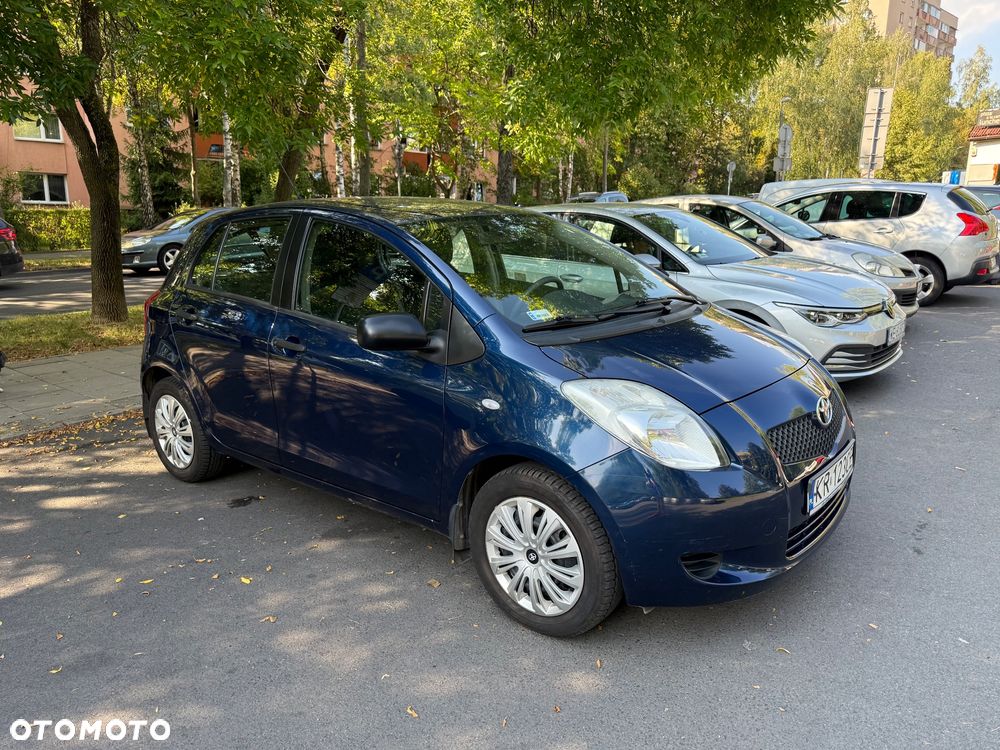 Toyota Yaris 1.3 Terra - 2
