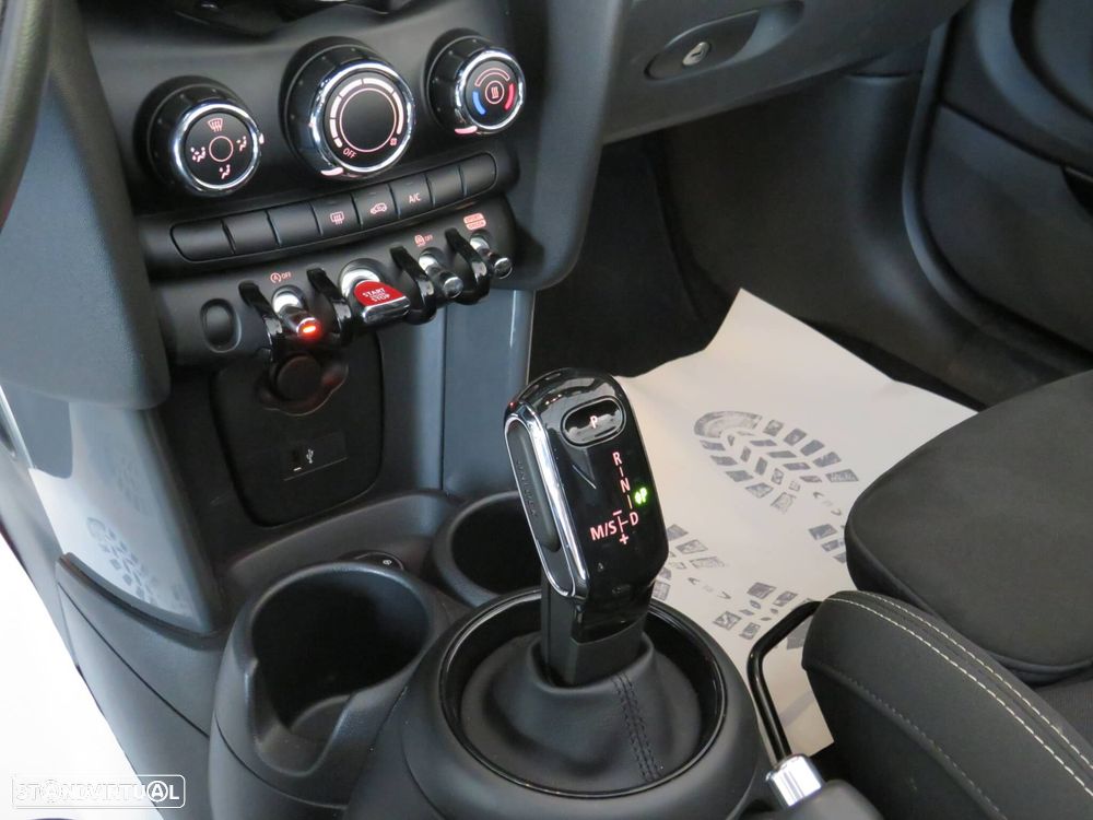 MINI Cabrio Cooper Premium Extra JCW Auto - 15