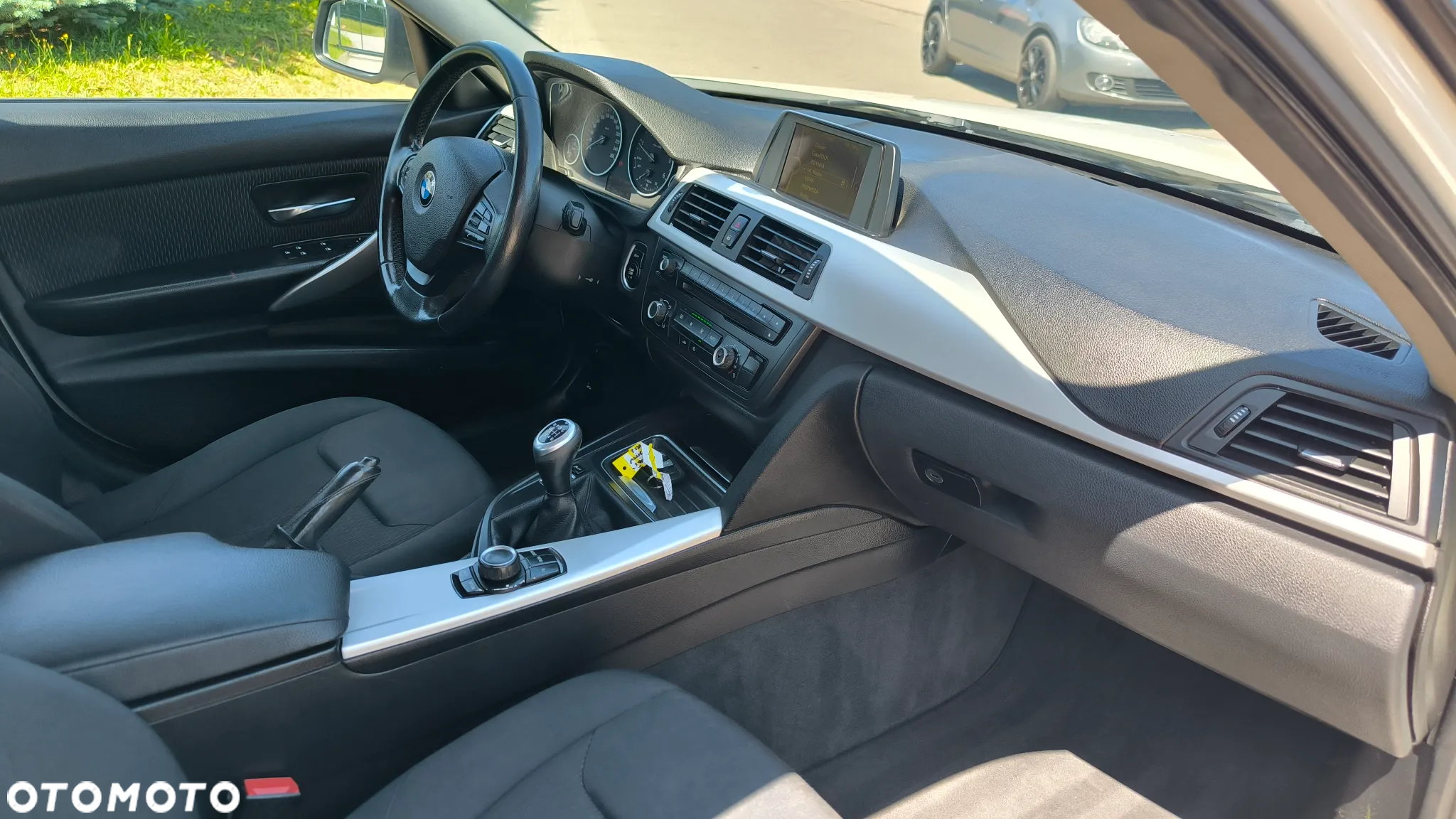 BMW Seria 3 320d - 13