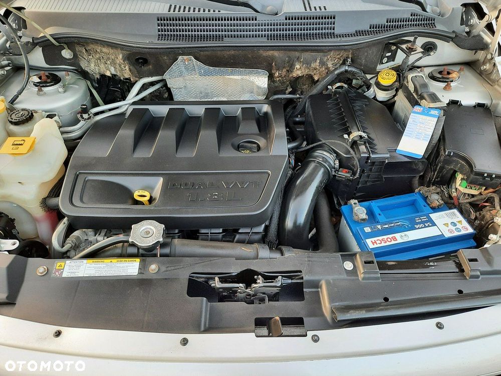 Dodge Caliber - 17