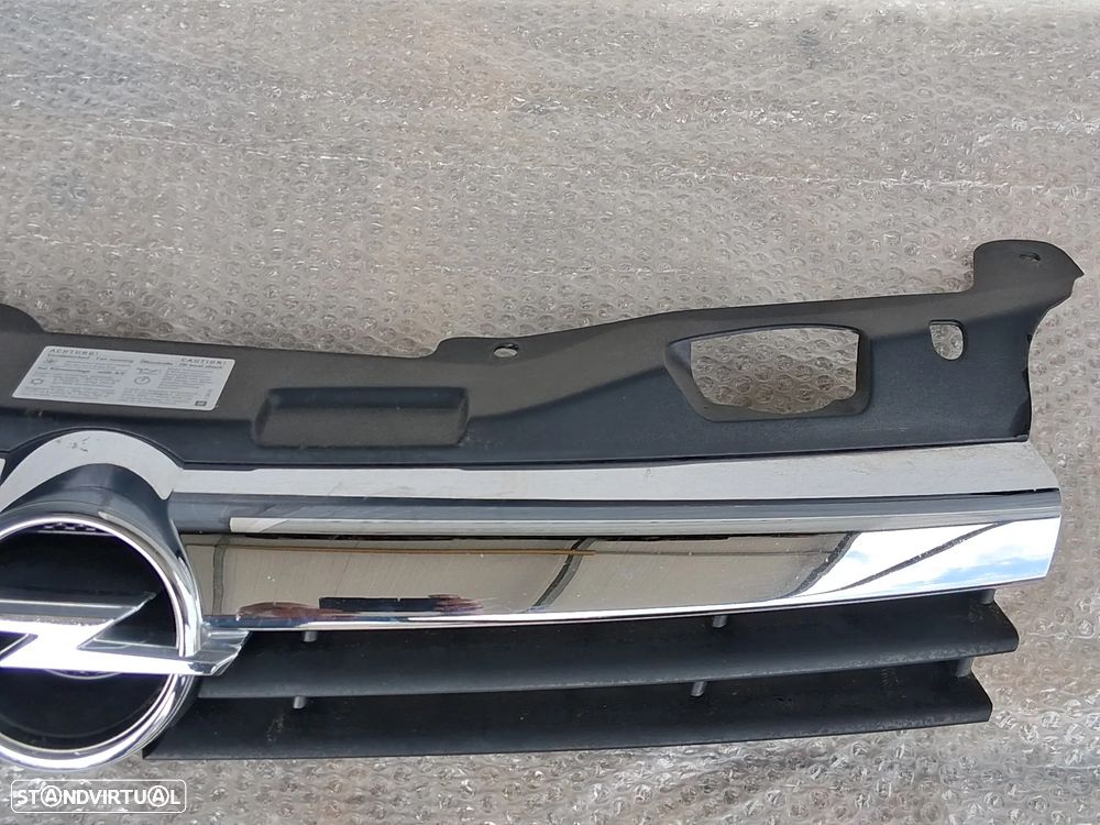 Grelha Opel Astra H ano 2005 original - 3