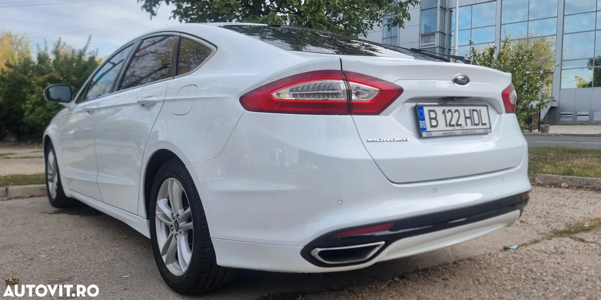 Ford Mondeo 2.0 TDCi Powershift Titanium - 8