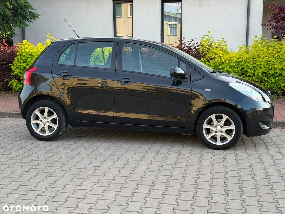 Toyota Yaris 1.3 Prestige - 3