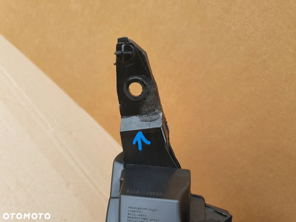 Lampa przednia lewa Ford Transit Courier MK2 rok 23- - 8