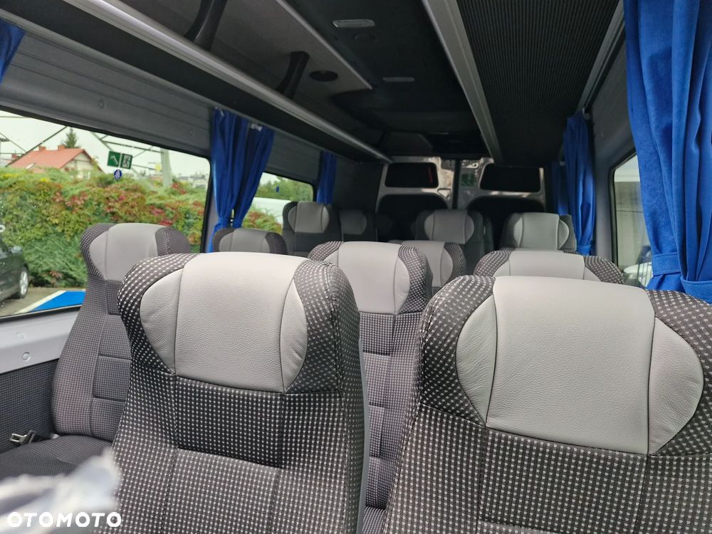 Mercedes-Benz Sprinter - 18