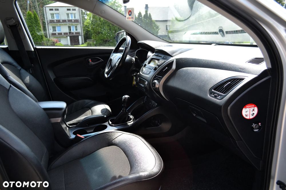 Hyundai ix35 1.7 CRDi 2WD blue Style - 9