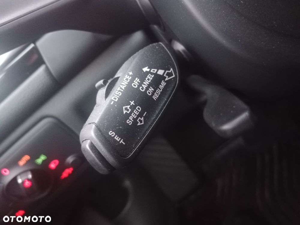 Audi A6 Allroad - 28