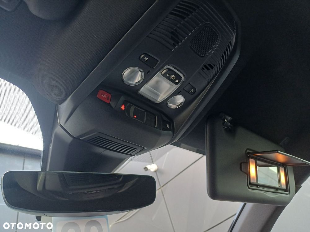 Peugeot 3008 1.5 BlueHDi GT S&S EAT8 - 27