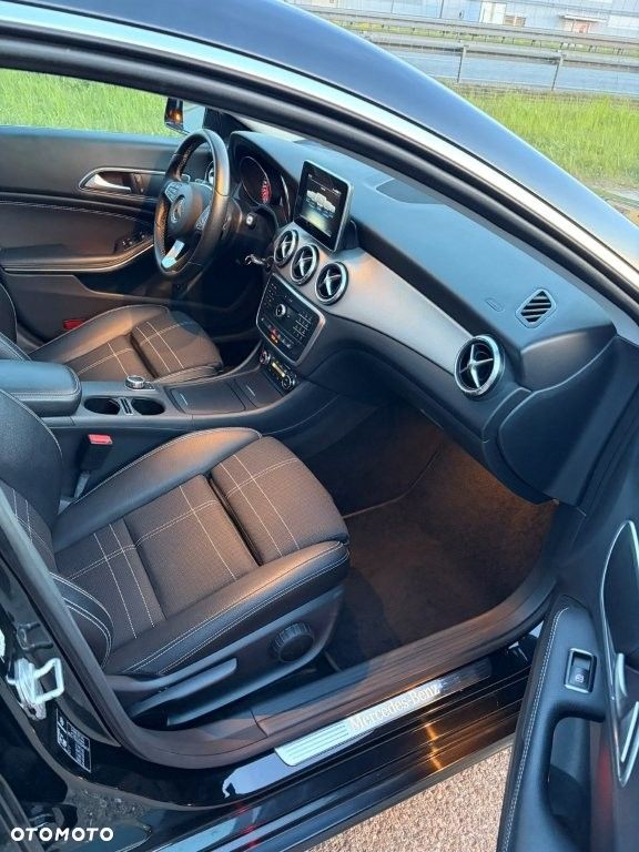 Mercedes-Benz CLA - 15