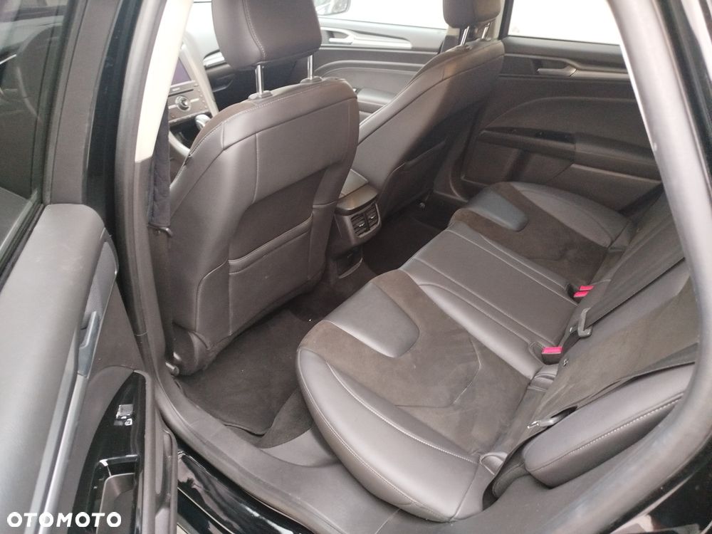 Ford Mondeo - 7