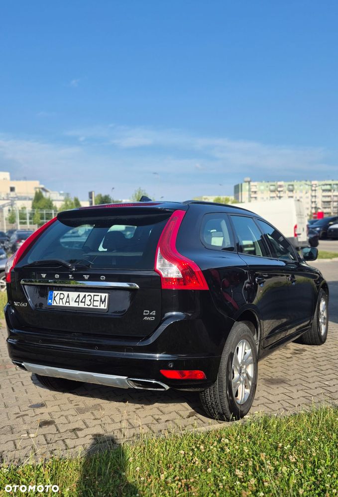 Volvo XC 60 D4 AWD Kinetic - 4