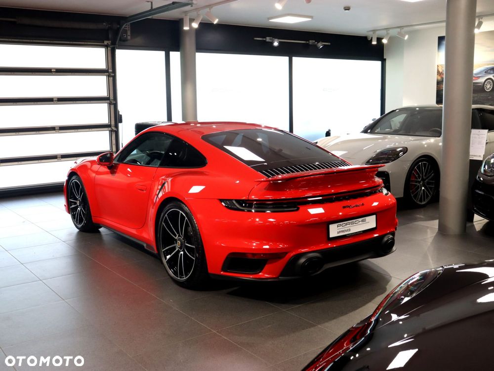 Porsche 911 Carrera Turbo S - 3
