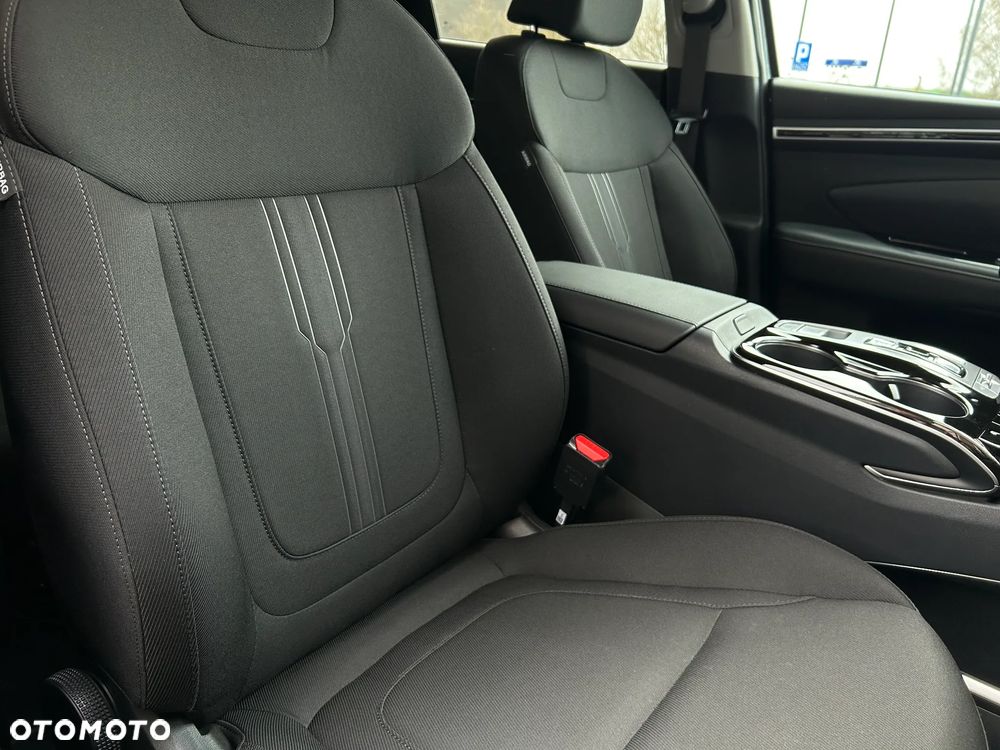 Hyundai Tucson 1.6 T-GDi HEV Executive 4WD - 20
