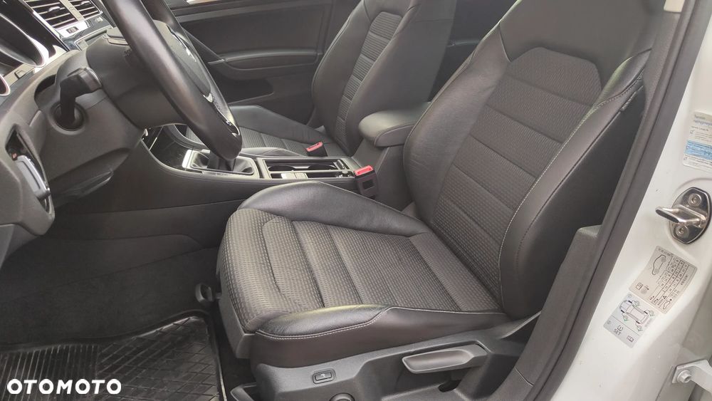 Volkswagen Golf VII 1.4 TSI BMT Highline - 12