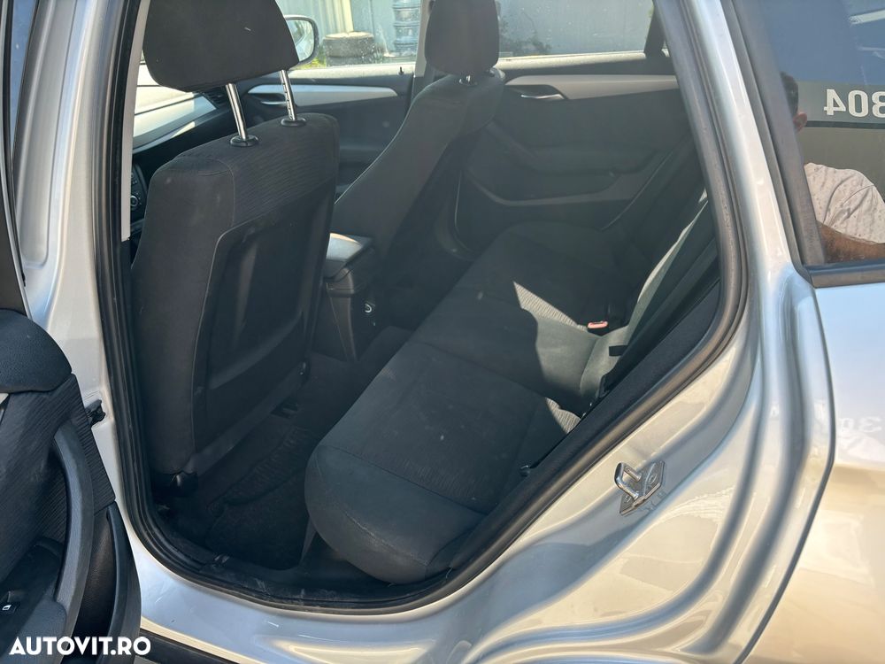 BMW X1 xDrive18d - 8