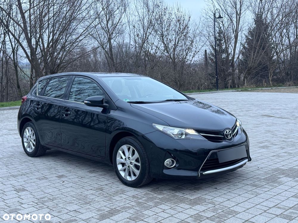 Toyota Auris 1.6 Premium Start - 7