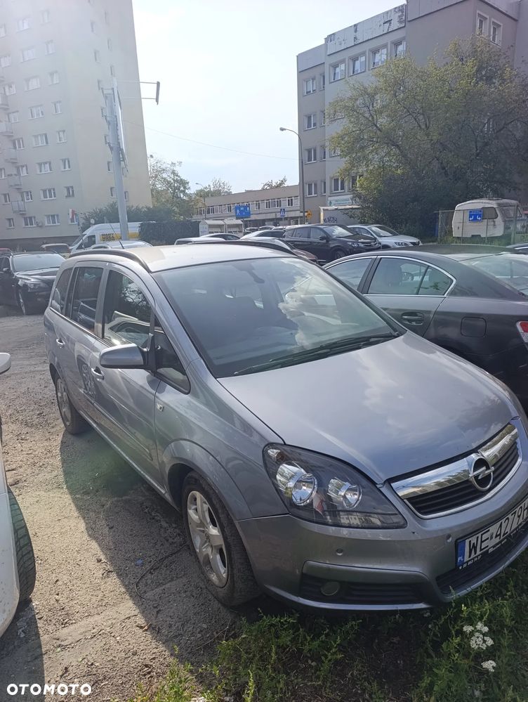 Opel Zafira 1.9 CDTI Enjoy ActiveSelect - 3
