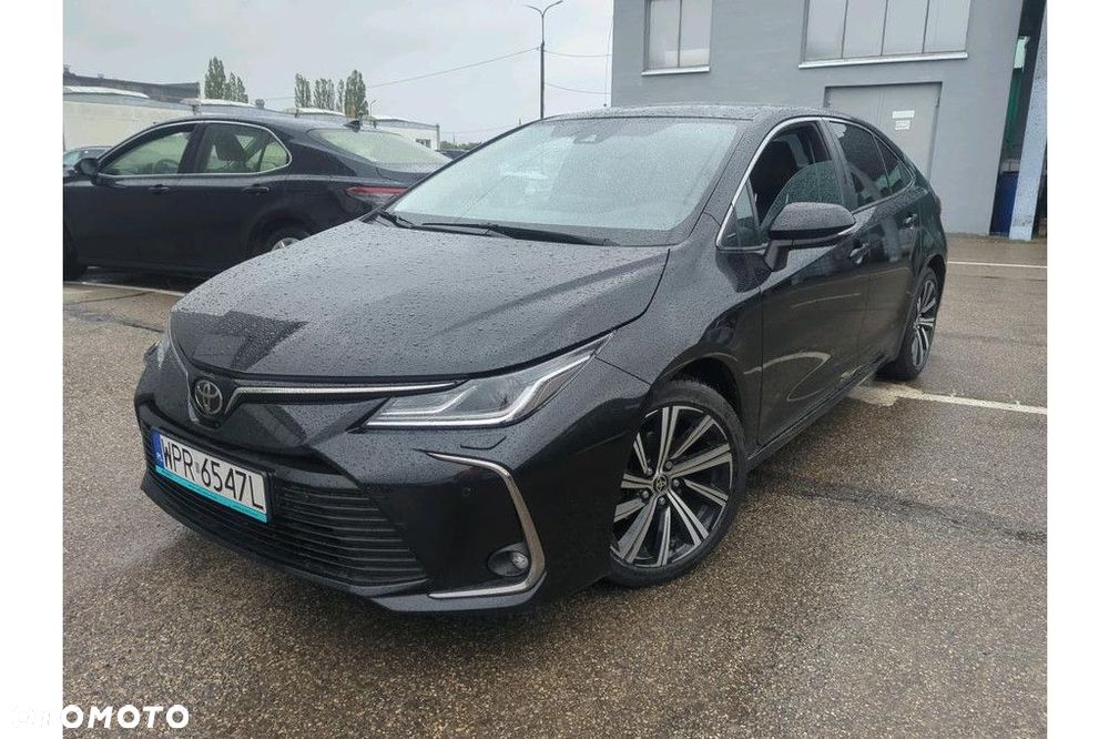 Toyota Corolla - 1