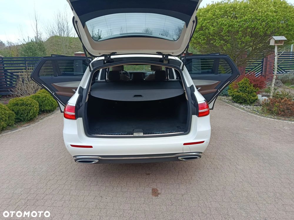 Mercedes-Benz Klasa E 220 d 9G-TRONIC - 14