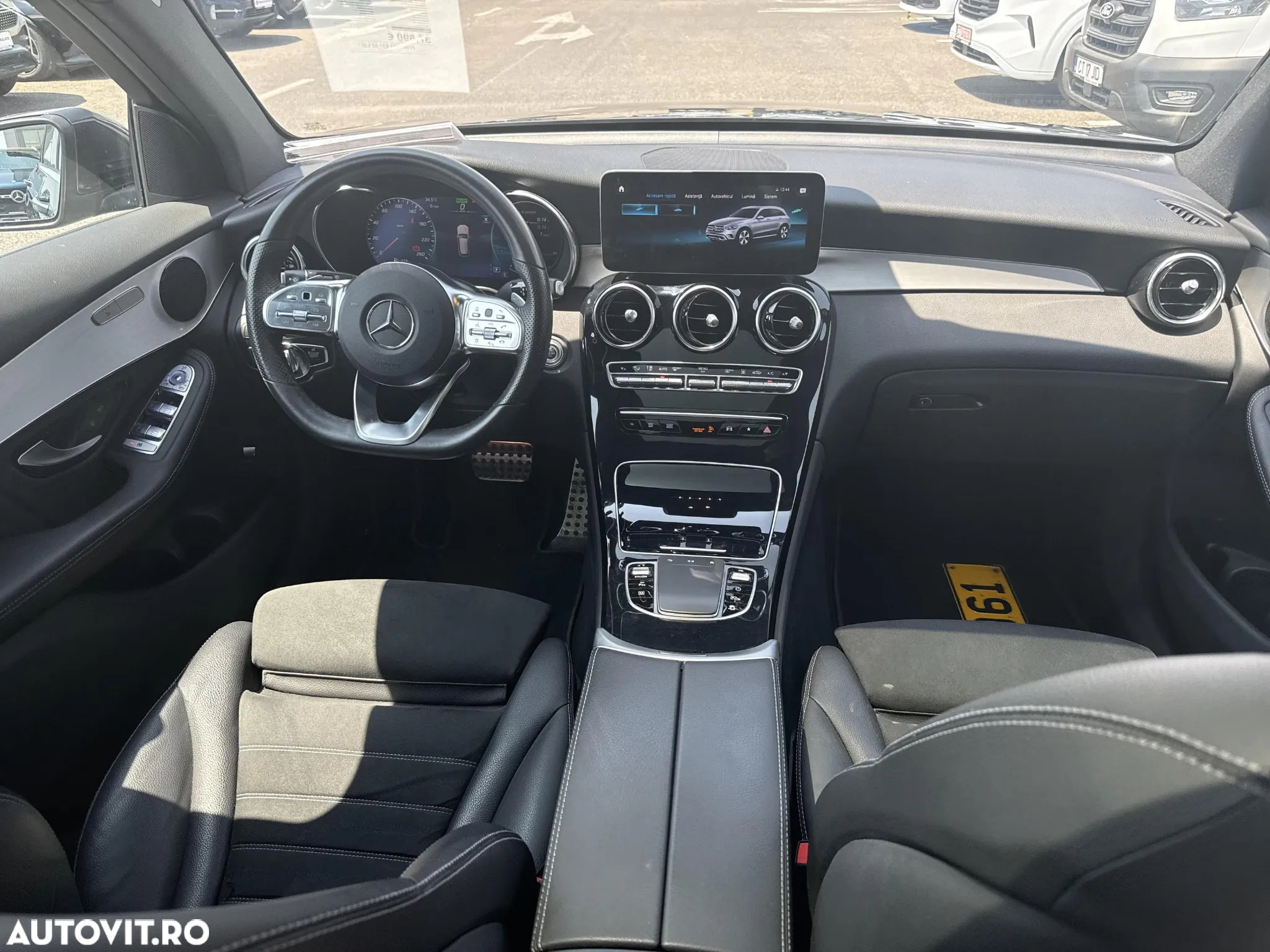 Mercedes-Benz GLC - 21