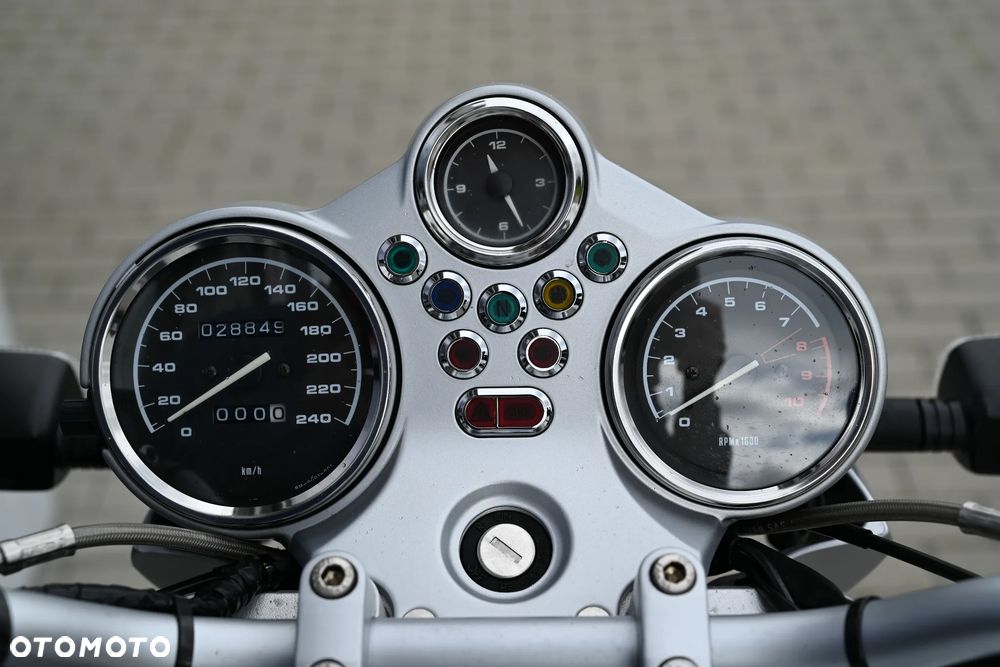 BMW R - 8