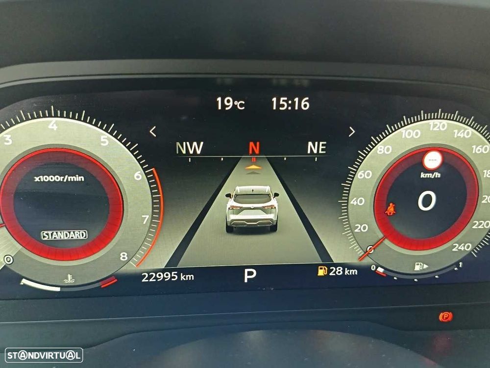 Nissan Qashqai 1.3 DIG-T N-Connecta Xtronic — fotografia 17