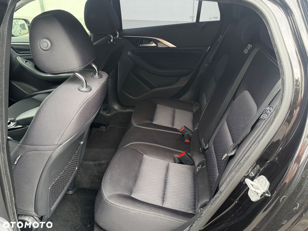 Infiniti Q30 2.2d DCT - 22