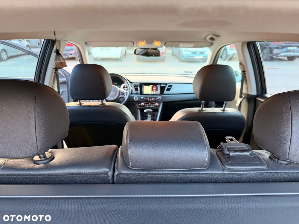 Kia Niro 1.6 GDI Hybrid L - 17