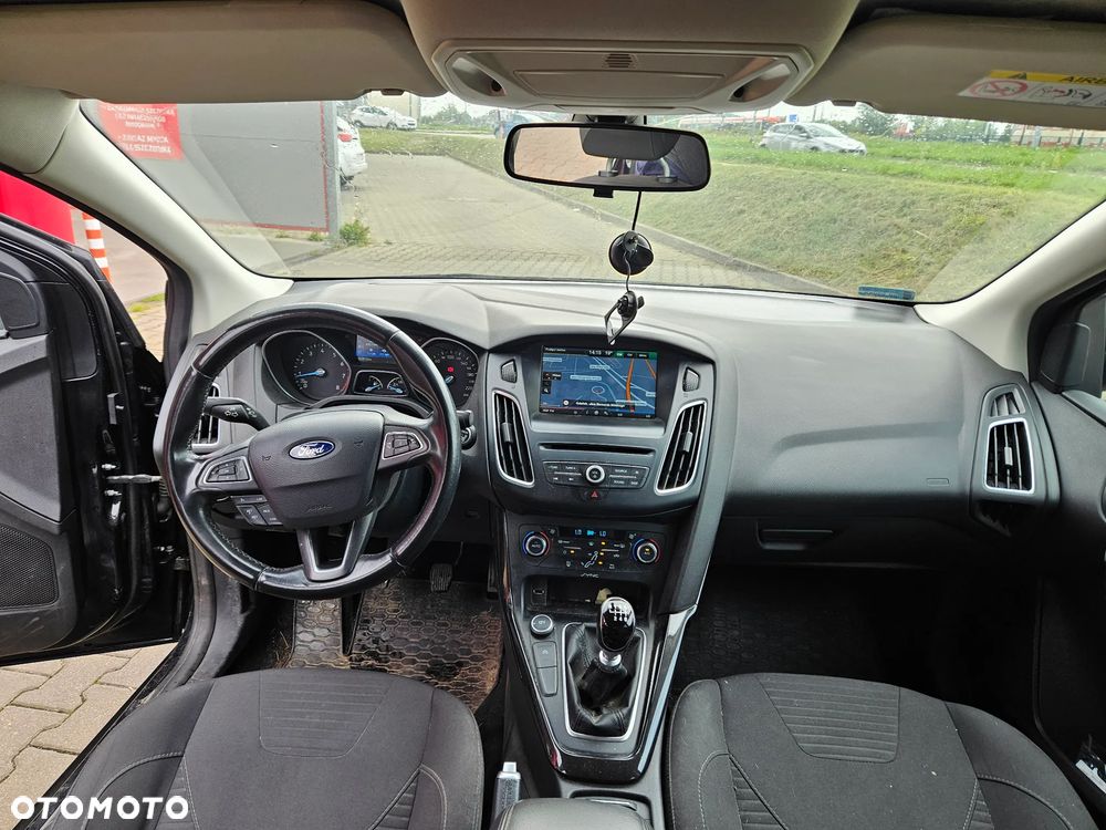 Ford Focus 1.0 EcoBoost Titanium - 8