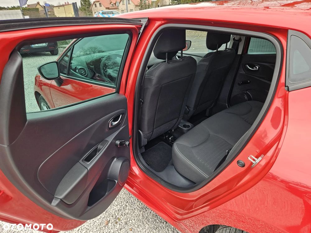 Renault Clio ENERGY TCe 120 LIMITED 2018 - 32