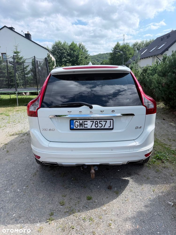 Volvo XC 60 - 4