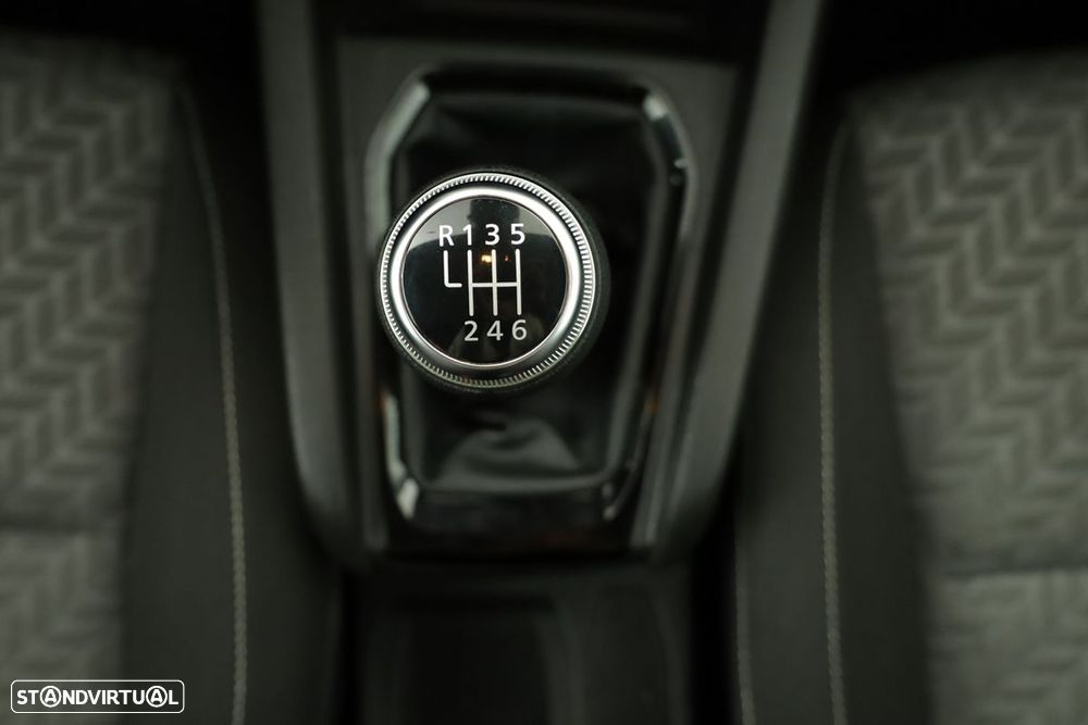 Renault Clio 1.0 TCe Evolution Bi-Fuel - 13