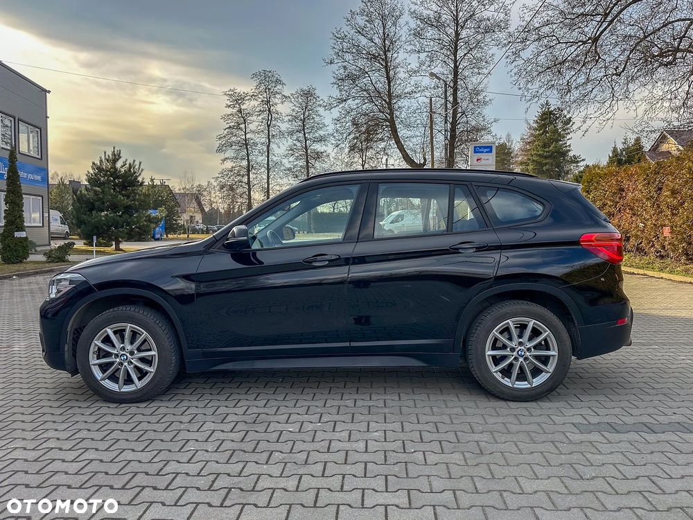 BMW X1 sDrive20i GPF - 11