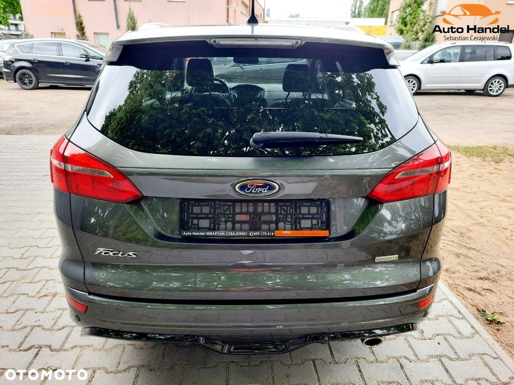 Ford Focus 1.5 EcoBoost Start-Stopp-System ST-LINE - 10