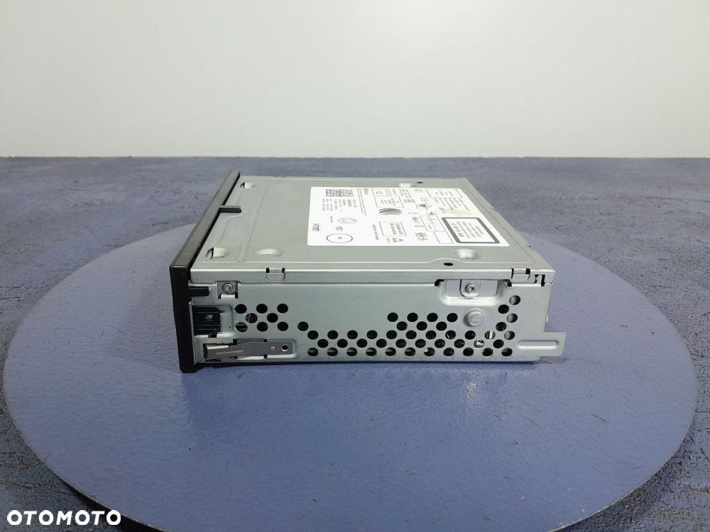 SKODA OCTAVIA III CZYTNIK KART SD MULTIMEDIA 5Q0035864B - 4