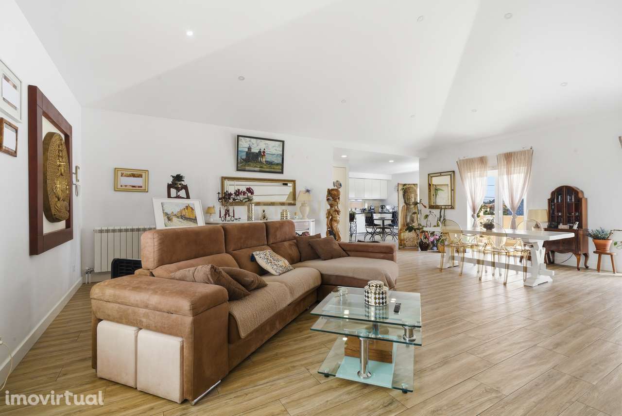 Moradia isolada com jacuzzi, jardim e garagem  - Nadadouro, Lagoa de Ó - Grande imagem: 4/36