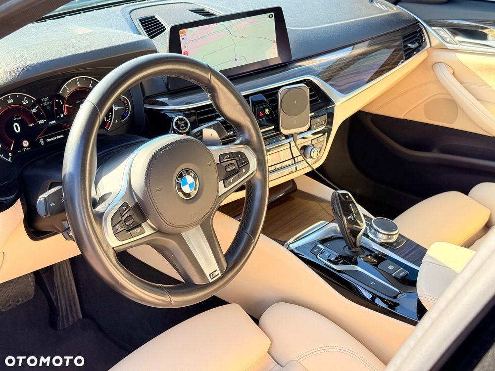 BMW Seria 5 530i GPF Sport Line sport - 8
