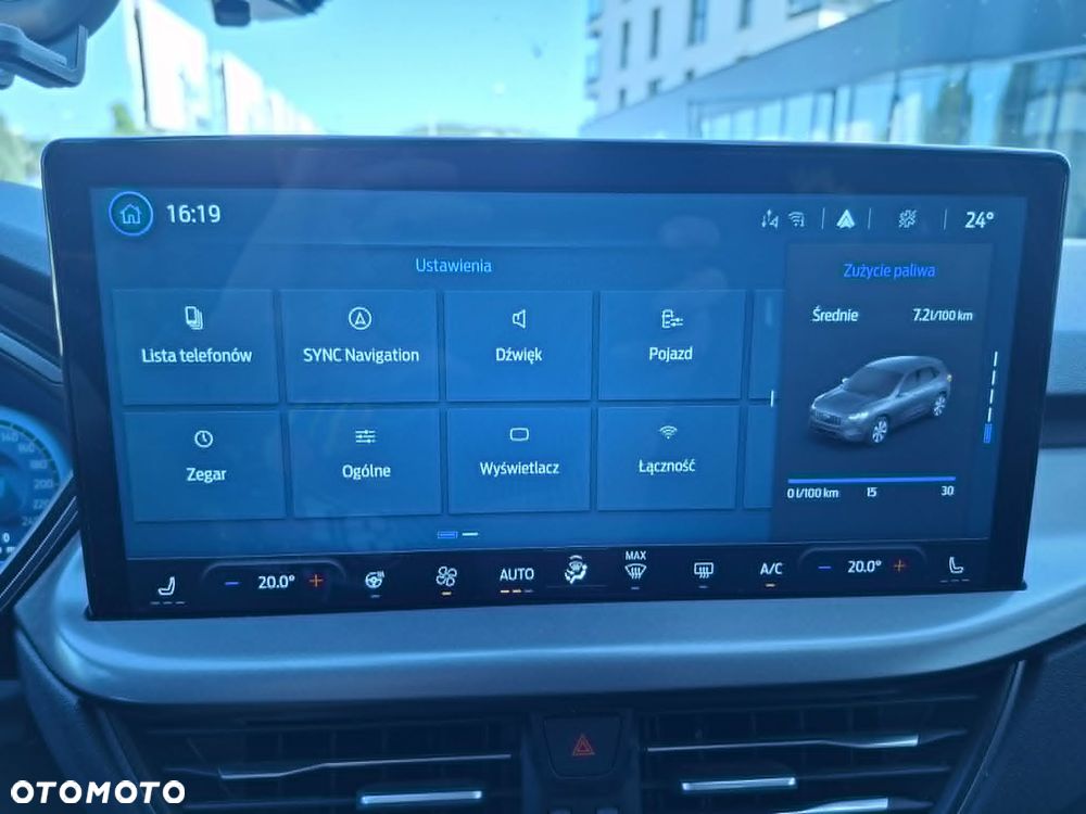Ford Kuga - 35