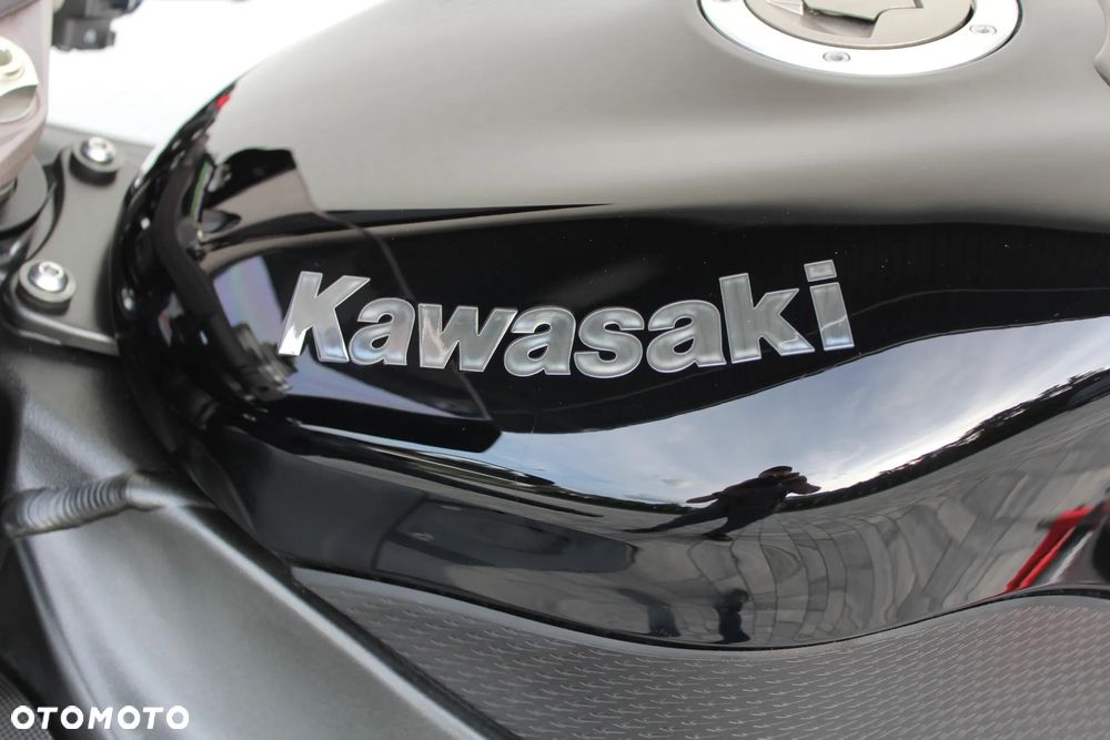 Kawasaki ZXR - 14