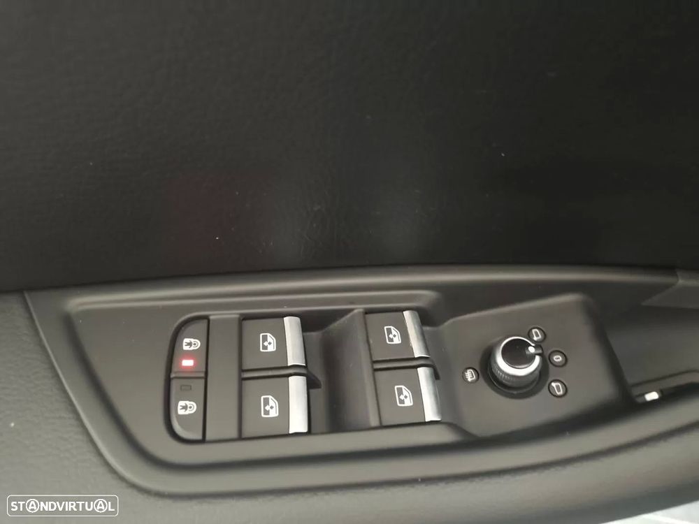 Audi A4 Avant 35 TDI Advanced S tronic - 9