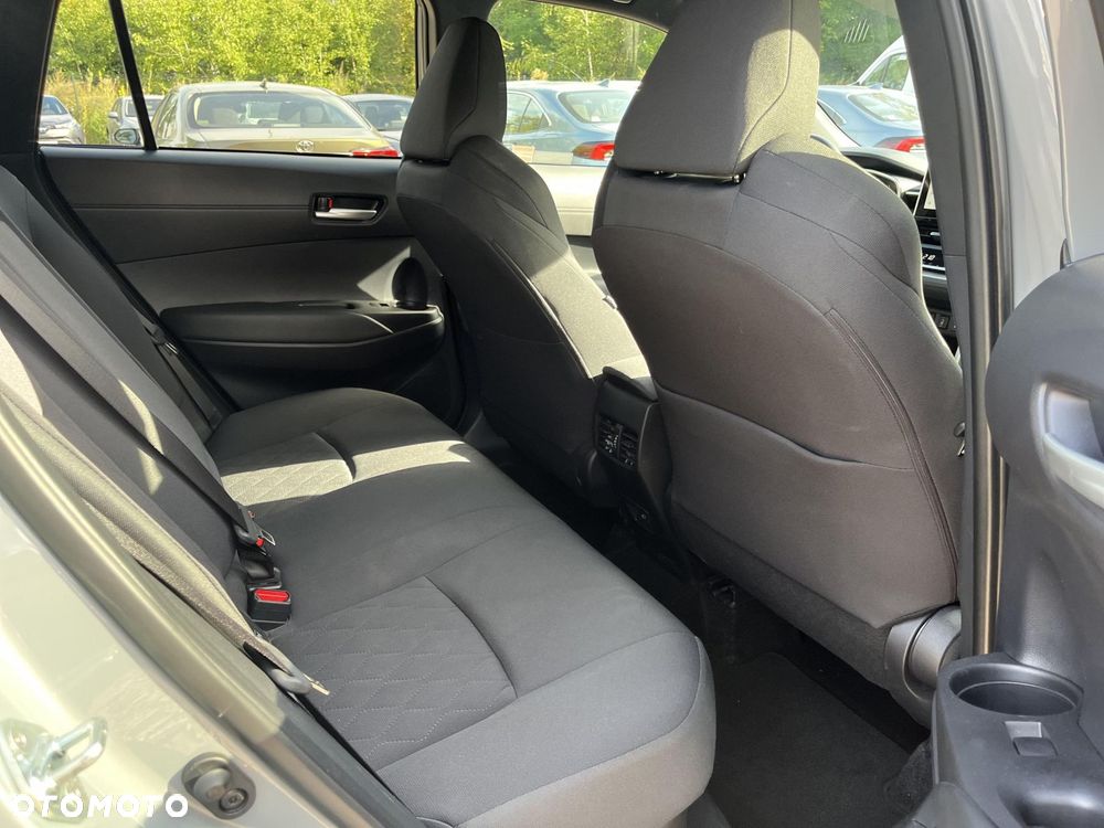 Toyota Corolla Cross 2.0 Hybrid Style - 19