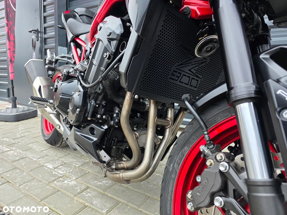 Kawasaki Z 900 - 27
