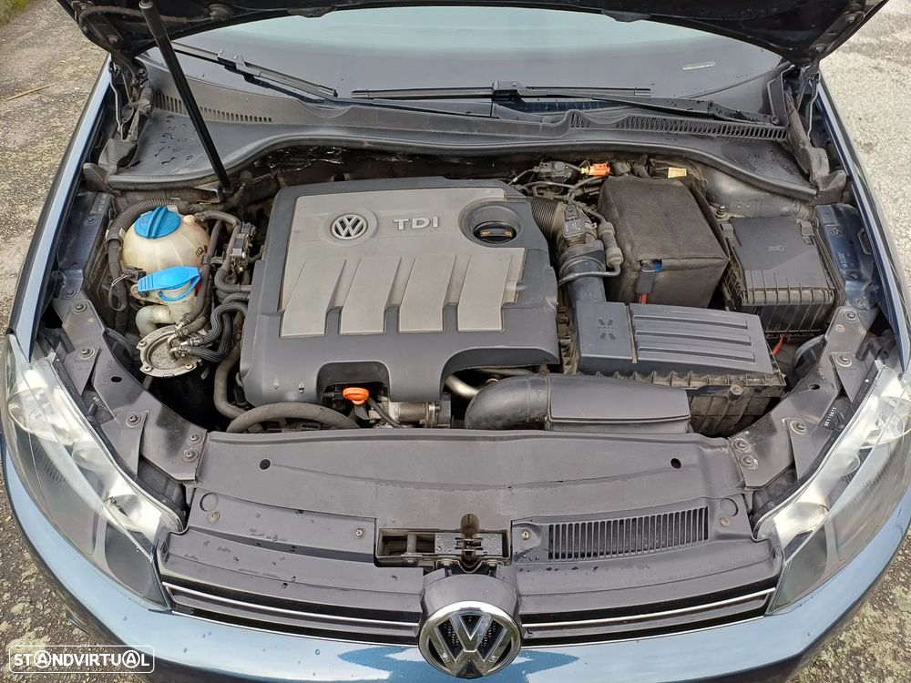 VW Golf Variant 1.6 TDi Confortline - 41